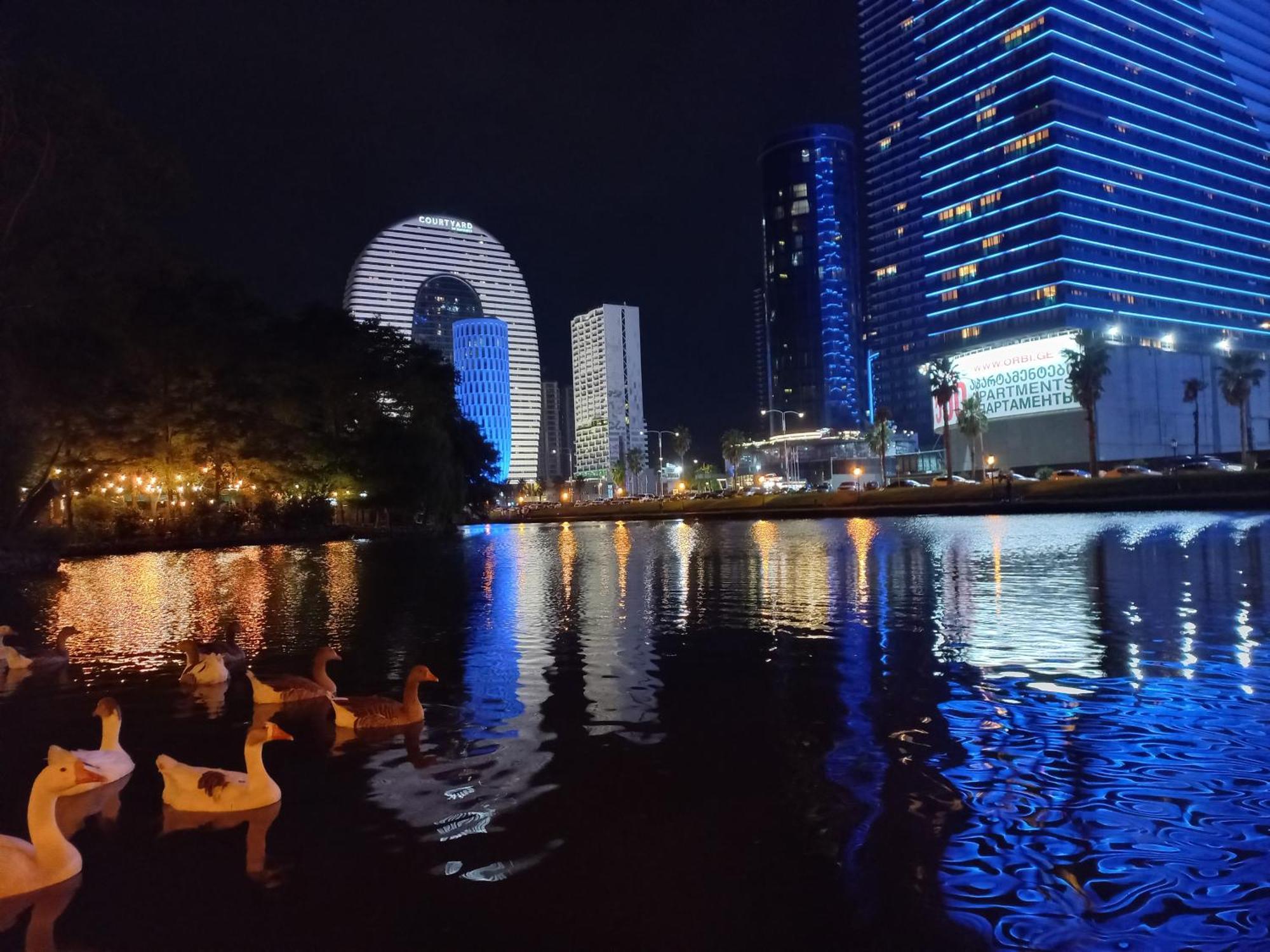 Dream View In Orbi City In Батуми Экстерьер фото